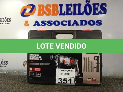 LOTE 351 - 01 MARTELETE SKIL 750W-2,1 J 1859 220V. (NOVO). (NO ESTADO) ATENÇÃO! FAZER A VISITAÇÃO ANTES DE ARREMATAR, NÃO SABEMOS SE FUNCIONA. LEILÃO NÃO TEM GARANTIA E NEM DEVOLUÇÃO, SUJEITO A POSSÍVEIS AVARIAS VISÍVEIS/OCULTAS E/OU AUSÊNCIA DE COMPONENTES.