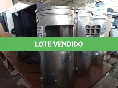 LOTE 442 - 03 LIXEIRAS EM INOX. (NO ESTADO) ATENÇÃO! FAZER A VISITAÇÃO ANTES DE ARREMATAR, NÃO SABEMOS SE FUNCIONA. LEILÃO NÃO TEM GARANTIA E NEM DEVOLUÇÃO, SUJEITO A POSSÍVEIS AVARIAS VISÍVEIS/OCULTAS E/OU AUSÊNCIA DE COMPONENTES.