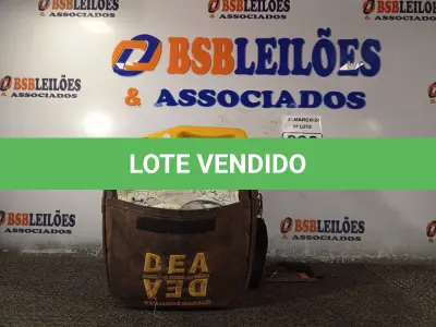LOTE 390 - 01 DESFIBRILADOR EXTERNO AUTOMÁTICO. (NO ESTADO) ATENÇÃO! FAZER A VISITAÇÃO ANTES DE ARREMATAR, NÃO SABEMOS SE FUNCIONA. LEILÃO NÃO TEM GARANTIA E NEM DEVOLUÇÃO, SUJEITO A POSSÍVEIS AVARIAS VISÍVEIS/OCULTAS E/OU AUSÊNCIA DE COMPONENTES.