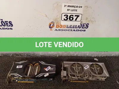 LOTE 367 - 02 PLACAS DE VÍDEO MARCAS E MODELOS DIVERSOS. (NO ESTADO) ATENÇÃO! FAZER A VISITAÇÃO ANTES DE ARREMATAR, NÃO SABEMOS SE FUNCIONA. LEILÃO NÃO TEM GARANTIA E NEM DEVOLUÇÃO, SUJEITO A POSSÍVEIS AVARIAS VISÍVEIS/OCULTAS E/OU AUSÊNCIA DE COMPONENTES.