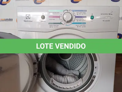 LOTE 012 - 01 SECADORA DE ROUPAS 10KG ELETROLUX 220V MODELO:ST10. (CLOSTHES DRYER) (NO ESTADO) AV9827A