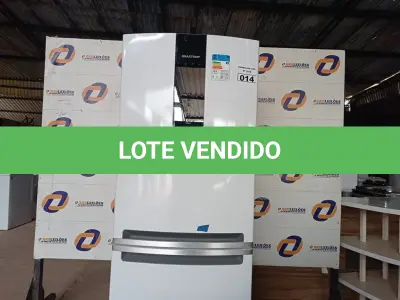 LOTE 014 - 01 REFRIGERADOR BRASTEMP 220V MODELO: BRE57BBNA00. (REFRIGERATOR) (NO ESTADO) AV9875A