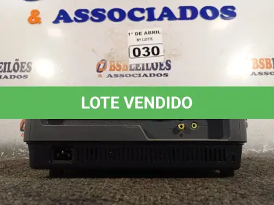 LOTE 030 - 01 PROJETOR MULTIMIDIA MARCA BENQ. (NO ESTADO) ATENÇÃO! FAZER A VISITAÇÃO ANTES DE ARREMATAR, NÃO SABEMOS SE FUNCIONA. LEILÃO NÃO TEM GARANTIA E NEM DEVOLUÇÃO, SUJEITO A POSSÍVEIS AVARIAS VISÍVEIS/OCULTAS E/OU AUSÊNCIA DE COMPONENTES.