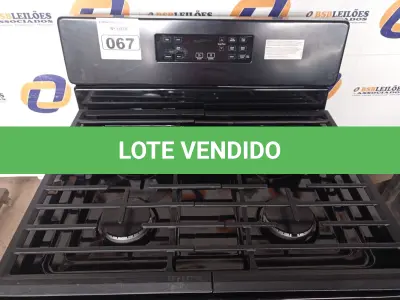 LOTE 067 - 01 FOGÃO WHIRLPOOL IMPORTADO 110V. (STOV 5 FLAMES) (NO ESTADO) BJ7229Y