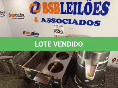 LOTE 039 - 01 FRITADEIRA E 01 ESPREMEDOR DE LARANJAS. (NO ESTADO) ATENÇÃO! FAZER A VISITAÇÃO ANTES DE ARREMATAR, NÃO SABEMOS SE FUNCIONA. LEILÃO NÃO TEM GARANTIA E NEM DEVOLUÇÃO, SUJEITO A POSSÍVEIS AVARIAS VISÍVEIS/OCULTAS E/OU AUSÊNCIA DE COMPONENTES.