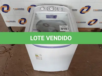 LOTE 010 - 01 MÁQUINA DE LAVAR ROUPAS 15 KG ELETROLUX 220V MODELO:LTD15. (WASHER MACHINE) (NO ESTADO) AV9789H