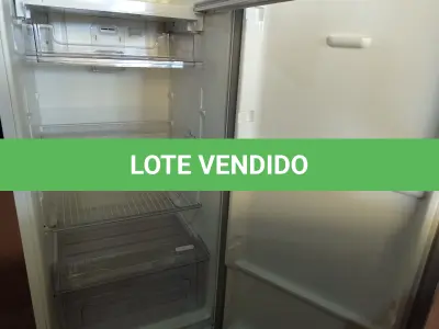LOTE 157 - 01 GELADEIRA MARCA ELECTROLUX 220. (NO ESTADO) ATENÇÃO! FAZER A VISITAÇÃO ANTES DE ARREMATAR, NÃO SABEMOS SE FUNCIONA. LEILÃO NÃO TEM GARANTIA E NEM DEVOLUÇÃO, SUJEITO A POSSÍVEIS AVARIAS VISÍVEIS/OCULTAS E/OU AUSÊNCIA DE COMPONENTES.
