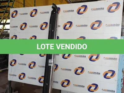LOTE 095 - 01 ESTRIBO DA FIAT TORO. (NO ESTADO) ATENÇÃO! FAZER A VISITAÇÃO ANTES DE ARREMATAR, NÃO SABEMOS SE FUNCIONA. LEILÃO NÃO TEM GARANTIA E NEM DEVOLUÇÃO, SUJEITO A POSSÍVEIS AVARIAS VISÍVEIS/OCULTAS E/OU AUSÊNCIA DE COMPONENTES.