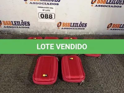 LOTE 088 - 06 PORTA ESTOJO PARA HD. (CASE HD) (NO ESTADO).