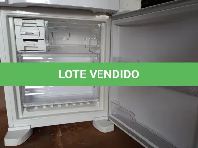 LOTE 027 - 01 REFRIGERADOR BRASTEMP INVERSE 220V MODELO: BRE50NBBNABO. (REFRIGERATOR) (NO ESTADO) BF8576D