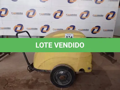 LOTE 074 - 01 MÁQUINA LAVADORA DE ALTA PRESSÃO KARCHER MODELO:HD8/15S. (HIGH PRESSURE MACHINE) (NO ESTADO) AV9499D