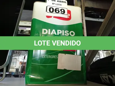 LOTE 069 - 01 LATA DE TINTA IQUINE DIAPISO NA COR VERMELHA 18L. (NO ESTADO) ATENÇÃO! FAZER A VISITAÇÃO ANTES DE ARREMATAR, NÃO SABEMOS SE FUNCIONA. LEILÃO NÃO TEM GARANTIA E NEM DEVOLUÇÃO, SUJEITO A POSSÍVEIS AVARIAS VISÍVEIS/OCULTAS E/OU AUSÊNCIA DE COMPONENTES.