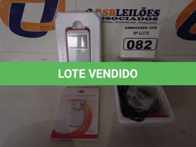 LOTE 082 - 01 PROJETOR FILMADORA 3M. (NO ESTADO) (CAMCORDER) AV9701X