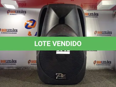 LOTE 167 - 01 CAIXA DE SOM PZ PROPASSIVE MODELO PX-12. (NO ESTADO) ATENÇÃO! FAZER A VISITAÇÃO ANTES DE ARREMATAR, NÃO SABEMOS SE FUNCIONA. LEILÃO NÃO TEM GARANTIA E NEM DEVOLUÇÃO, SUJEITO A POSSÍVEIS AVARIAS VISÍVEIS/OCULTAS E/OU AUSÊNCIA DE COMPONENTES.