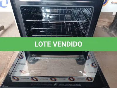 LOTE 044 - 01 FOGÃO 05 BOCAS ELECTROLUX 110/220. (STOV 5 FLAMES) (NO ESTADO) BF8678W