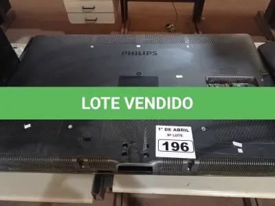 LOTE 196 - 02 TV’S MARCAS E MODELOS DIVERSOS PARA RETIRADA DE PEÇAS. (NO ESTADO) ATENÇÃO! FAZER A VISITAÇÃO ANTES DE ARREMATAR, NÃO SABEMOS SE FUNCIONA. LEILÃO NÃO TEM GARANTIA E NEM DEVOLUÇÃO, SUJEITO A POSSÍVEIS AVARIAS VISÍVEIS/OCULTAS E/OU AUSÊNCIA DE COMPONENTES.