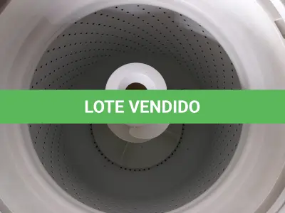 LOTE 013 - 01 MÁQUINA DE LAVAR ROUPAS WHIRLPOOL IMPORTADO. (WASHER MACHINE) (NO ESTADO) AV9837J