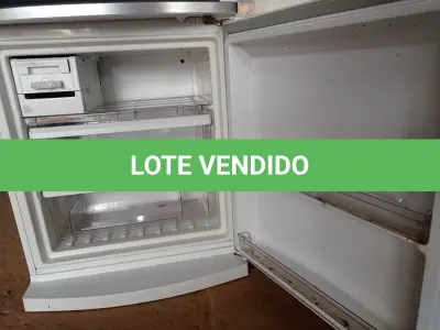 LOTE 007 - 01 REFRIGERADOR FROST FREE INVERSE BRASTEMP 220V. MODELO: BRE57ABBNA00. (REFRIGERATOR) (NO ESTADO) AV9789B