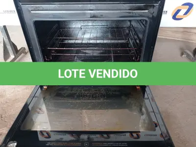 LOTE 039 - 01 FOGÃO 05 BOCAS ELECTROLUX 110/220. (STOV 5 FLAMES) (NO ESTADO) BF8677W