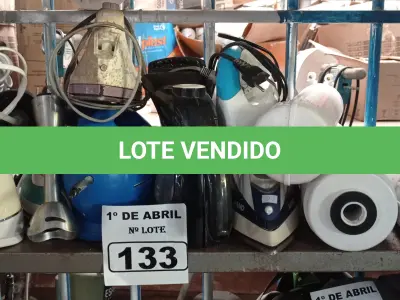 LOTE 133 - 03 FILTROS PARA CAIXA D’AGUA TIPO CAVALETE, VÁRIOS FERROS DE PASSAR ROUPAS E UTENSÍLIOS DIVERSOS. (NO ESTADO) ATENÇÃO! FAZER A VISITAÇÃO ANTES DE ARREMATAR, NÃO SABEMOS SE FUNCIONA. LEILÃO NÃO TEM GARANTIA E NEM DEVOLUÇÃO, SUJEITO A POSSÍVEIS AVARIAS VISÍVEIS/OCULTAS E/OU AUSÊNCIA DE COMPONENTES.