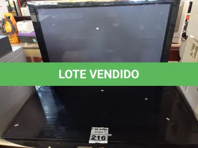LOTE 216 - 02 TV’S MARCAS E MODELOS DIVERSOS PARA RETIRADA DE PEÇAS. (NO ESTADO) ATENÇÃO! FAZER A VISITAÇÃO ANTES DE ARREMATAR, NÃO SABEMOS SE FUNCIONA. LEILÃO NÃO TEM GARANTIA E NEM DEVOLUÇÃO, SUJEITO A POSSÍVEIS AVARIAS VISÍVEIS/OCULTAS E/OU AUSÊNCIA DE COMPONENTES.