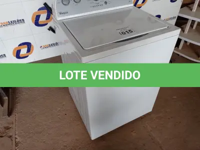 LOTE 015 - 01 MÁQUINA DE LAVAR ROUPAS WHIRLPOOL IMPORTADO. (WASHER MACHINE) (NO ESTADO) AV9927K