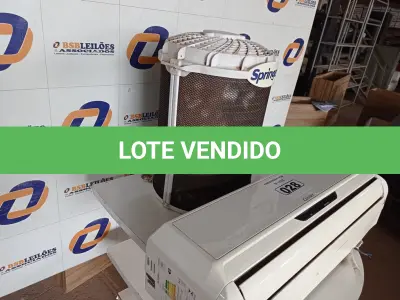 LOTE 028 - 01 AR-CONDICIONADO 12000BTUS SENDO A CONDENSADORA SPRINGER E EVAPORADORA CARRIER. (AIR CONDITIONER) (NO ESTADO) BF8640H