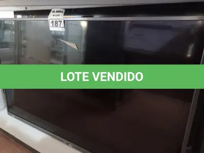 LOTE 187 - 02 TV’S MARCAS E MODELOS DIVERSOS PARA RETIRADA DE PEÇAS. (NO ESTADO) ATENÇÃO! FAZER A VISITAÇÃO ANTES DE ARREMATAR, NÃO SABEMOS SE FUNCIONA. LEILÃO NÃO TEM GARANTIA E NEM DEVOLUÇÃO, SUJEITO A POSSÍVEIS AVARIAS VISÍVEIS/OCULTAS E/OU AUSÊNCIA DE COMPONENTES.