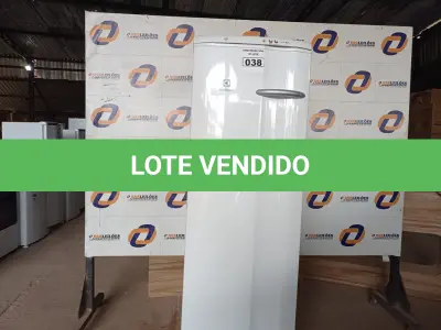 LOTE 038 - 01 FREEZER ELECTROLUX 220V MODELO: FE26. (NO ESTADO) BF8677V