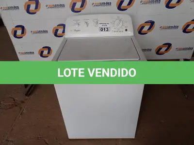 LOTE 013 - 01 MÁQUINA DE LAVAR ROUPAS WHIRLPOOL IMPORTADO. (WASHER MACHINE) (NO ESTADO) AV9837J