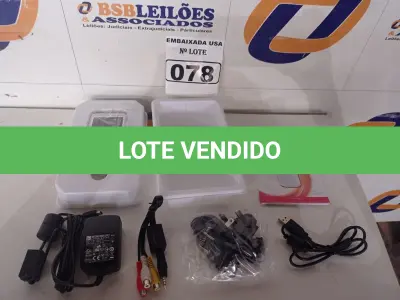 LOTE 078 - 01 PROJETOR FILMADORA 3M. (NO ESTADO) (CAMCORDER) AV9701T