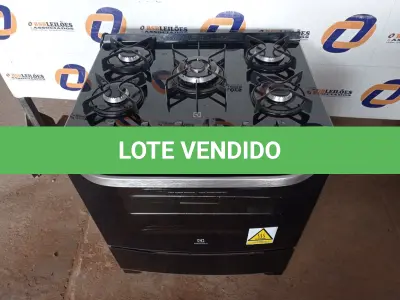 LOTE 042 - 01 FOGÃO 05 BOCAS ELECTROLUX 110/220V. (STOV 5 FLAMES) (NO ESTADO) BF8678P