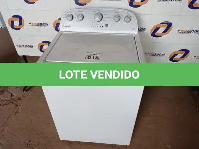 LOTE 015 - 01 MÁQUINA DE LAVAR ROUPAS WHIRLPOOL IMPORTADO. (WASHER MACHINE) (NO ESTADO) AV9927K