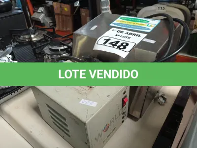 LOTE 148 - 01 TRANSFORMADOR E 01 SECADOR DE MÃOS. (NO ESTADO) ATENÇÃO! FAZER A VISITAÇÃO ANTES DE ARREMATAR, NÃO SABEMOS SE FUNCIONA. LEILÃO NÃO TEM GARANTIA E NEM DEVOLUÇÃO, SUJEITO A POSSÍVEIS AVARIAS VISÍVEIS/OCULTAS E/OU AUSÊNCIA DE COMPONENTES.