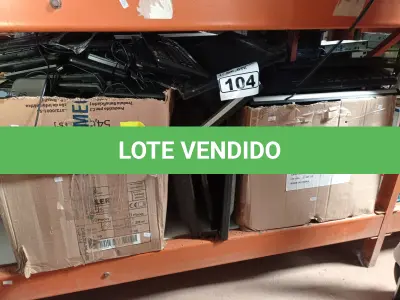 LOTE 104 - 01 LOTE COM VÁRIOS MONITORES E TECLADOS PARA PC MARCAS E MODELOS DIVERSOS. (NO ESTADO) ATENÇÃO! FAZER A VISITAÇÃO ANTES DE ARREMATAR, NÃO SABEMOS SE FUNCIONA. LEILÃO NÃO TEM GARANTIA E NEM DEVOLUÇÃO, SUJEITO A POSSÍVEIS AVARIAS VISÍVEIS/OCULTAS E/OU AUSÊNCIA DE COMPONENTES.