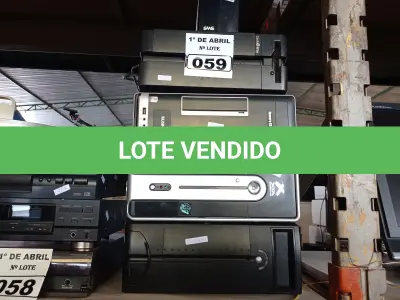 LOTE 059 - 01 NOBREAK E 05 CPU MARCAS E MODELOS DIVERSOS PARA RETIRADA DE PEÇAS. (NO ESTADO) ATENÇÃO! FAZER A VISITAÇÃO ANTES DE ARREMATAR, NÃO SABEMOS SE FUNCIONA. LEILÃO NÃO TEM GARANTIA E NEM DEVOLUÇÃO, SUJEITO A POSSÍVEIS AVARIAS VISÍVEIS/OCULTAS E/OU AUSÊNCIA DE COMPONENTES.
