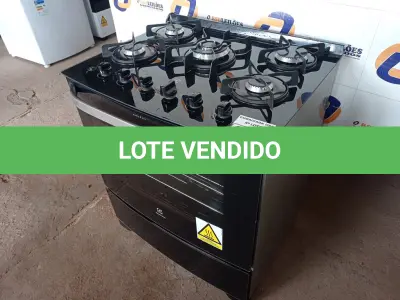 LOTE 042 - 01 FOGÃO 05 BOCAS ELECTROLUX 110/220V. (STOV 5 FLAMES) (NO ESTADO) BF8678P