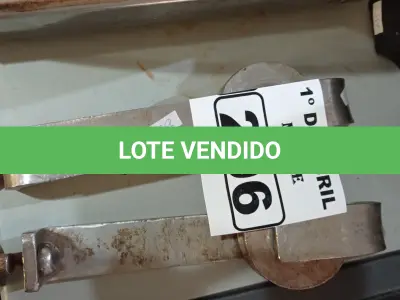 LOTE 206 - 02 ROLDANAS PARA CÂMARA FRIA. (NO ESTADO) ATENÇÃO! FAZER A VISITAÇÃO ANTES DE ARREMATAR, NÃO SABEMOS SE FUNCIONA. LEILÃO NÃO TEM GARANTIA E NEM DEVOLUÇÃO, SUJEITO A POSSÍVEIS AVARIAS VISÍVEIS/OCULTAS E/OU AUSÊNCIA DE COMPONENTES.