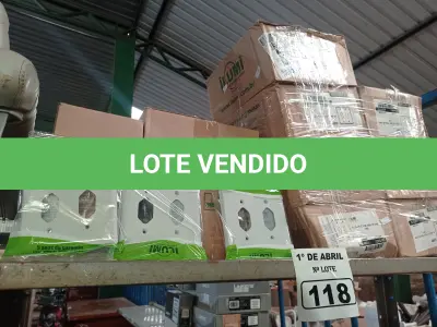 LOTE 118 - 01 LOTE COM GRANDE QUANTIDADE DE ESPELHOS PARA TOMADAS 4X4. (NO ESTADO) ATENÇÃO! FAZER A VISITAÇÃO ANTES DE ARREMATAR, NÃO SABEMOS SE FUNCIONA. LEILÃO NÃO TEM GARANTIA E NEM DEVOLUÇÃO, SUJEITO A POSSÍVEIS AVARIAS VISÍVEIS/OCULTAS E/OU AUSÊNCIA DE COMPONENTES.