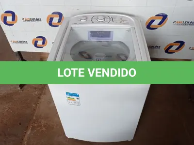 LOTE 040 - 01 MÁQUINA DE LAVAR ROUPAS 15KG ELECTROLUX 220V MODELO: LE515 (WASHER MACHINE) (NO ESTADO) BF8677X