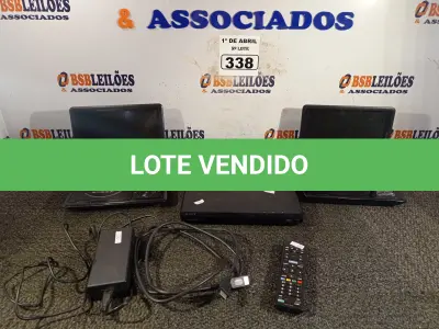 LOTE 338 - 01 APARELHO DE DVD, 01 FONTE DO NOTEBOOK SONY E 02 LEITORES DE DVD PORTÁTIL. (NO ESTADO) ATENÇÃO! FAZER A VISITAÇÃO ANTES DE ARREMATAR, NÃO SABEMOS SE FUNCIONA. LEILÃO NÃO TEM GARANTIA E NEM DEVOLUÇÃO, SUJEITO A POSSÍVEIS AVARIAS VISÍVEIS/OCULTAS E/OU AUSÊNCIA DE COMPONENTES.