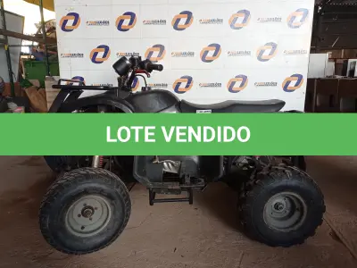 LOTE 343 - 01 QUADRICICLO 200CC. (NO ESTADO) ATENÇÃO! FAZER A VISITAÇÃO ANTES DE ARREMATAR, NÃO SABEMOS SE FUNCIONA. LEILÃO NÃO TEM GARANTIA E NEM DEVOLUÇÃO, SUJEITO A POSSÍVEIS AVARIAS VISÍVEIS/OCULTAS E/OU AUSÊNCIA DE COMPONENTES.