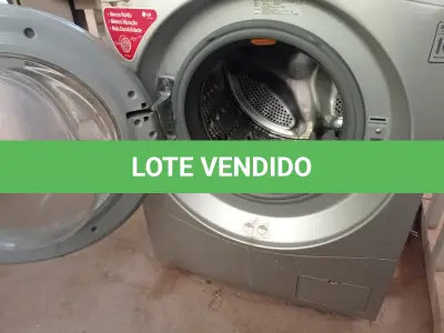 LOTE 386 - 01 LAVADORA LG 10KG. (NO ESTADO) ATENÇÃO! FAZER A VISITAÇÃO ANTES DE ARREMATAR, NÃO SABEMOS SE FUNCIONA. LEILÃO NÃO TEM GARANTIA E NEM DEVOLUÇÃO, SUJEITO A POSSÍVEIS AVARIAS VISÍVEIS/OCULTAS E/OU AUSÊNCIA DE COMPONENTES.