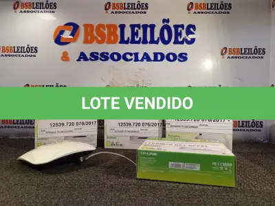 LOTE 302 - 05 ROTEADORES MARCAS E MODELOS DIVERSOS. (NO ESTADO) ATENÇÃO! FAZER A VISITAÇÃO ANTES DE ARREMATAR, NÃO SABEMOS SE FUNCIONA. LEILÃO NÃO TEM GARANTIA E NEM DEVOLUÇÃO, SUJEITO A POSSÍVEIS AVARIAS VISÍVEIS/OCULTAS E/OU AUSÊNCIA DE COMPONENTES.