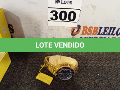 LOTE 300 - 01 RELÓGIO ANALÓGICO INVICTA. (NO ESTADO) ATENÇÃO! FAZER A VISITAÇÃO ANTES DE ARREMATAR, NÃO SABEMOS SE FUNCIONA. LEILÃO NÃO TEM GARANTIA E NEM DEVOLUÇÃO, SUJEITO A POSSÍVEIS AVARIAS VISÍVEIS/OCULTAS E/OU AUSÊNCIA DE COMPONENTES.