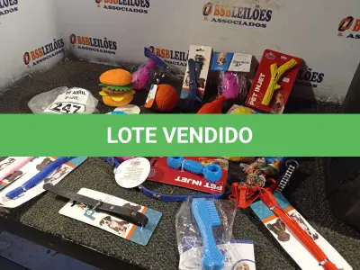 LOTE 247 - 01 LOTE COM VÁRIOS ACESSÓRIOS PARA PET’S. (NO ESTADO) ATENÇÃO! FAZER A VISITAÇÃO ANTES DE ARREMATAR, NÃO SABEMOS SE FUNCIONA. LEILÃO NÃO TEM GARANTIA E NEM DEVOLUÇÃO, SUJEITO A POSSÍVEIS AVARIAS VISÍVEIS/OCULTAS E/OU AUSÊNCIA DE COMPONENTES.