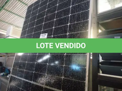 LOTE 452 - 01 PLACA SOLAR 41V 445W COM AVARIAS. (NO ESTADO) ATENÇÃO! FAZER A VISITAÇÃO ANTES DE ARREMATAR, NÃO SABEMOS SE FUNCIONA. LEILÃO NÃO TEM GARANTIA E NEM DEVOLUÇÃO, SUJEITO A POSSÍVEIS AVARIAS VISÍVEIS/OCULTAS E/OU AUSÊNCIA DE COMPONENTES.