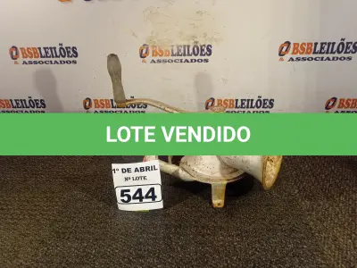 LOTE 544 - 01 MOINHO ANTIGO. (NO ESTADO) ATENÇÃO! FAZER A VISITAÇÃO ANTES DE ARREMATAR, NÃO SABEMOS SE FUNCIONA. LEILÃO NÃO TEM GARANTIA E NEM DEVOLUÇÃO, SUJEITO A POSSÍVEIS AVARIAS VISÍVEIS/OCULTAS E/OU AUSÊNCIA DE COMPONENTES.