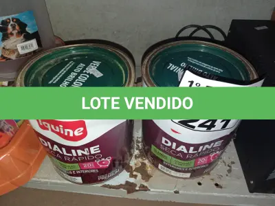 LOTE 241 - 02 GALÕES DE ESMALTE SINTÉTICO IQUINE DIALINE 3,6L NA COR VERDE COLONIAL. (NO ESTADO) ATENÇÃO! FAZER A VISITAÇÃO ANTES DE ARREMATAR, NÃO SABEMOS SE FUNCIONA. LEILÃO NÃO TEM GARANTIA E NEM DEVOLUÇÃO, SUJEITO A POSSÍVEIS AVARIAS VISÍVEIS/OCULTAS E/OU AUSÊNCIA DE COMPONENTES.