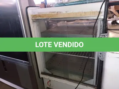 LOTE 438 - 01 BALCÃO QUENTE MARCA GELOPAR. (NO ESTADO) ATENÇÃO! FAZER A VISITAÇÃO ANTES DE ARREMATAR, NÃO SABEMOS SE FUNCIONA. LEILÃO NÃO TEM GARANTIA E NEM DEVOLUÇÃO, SUJEITO A POSSÍVEIS AVARIAS VISÍVEIS/OCULTAS E/OU AUSÊNCIA DE COMPONENTES.